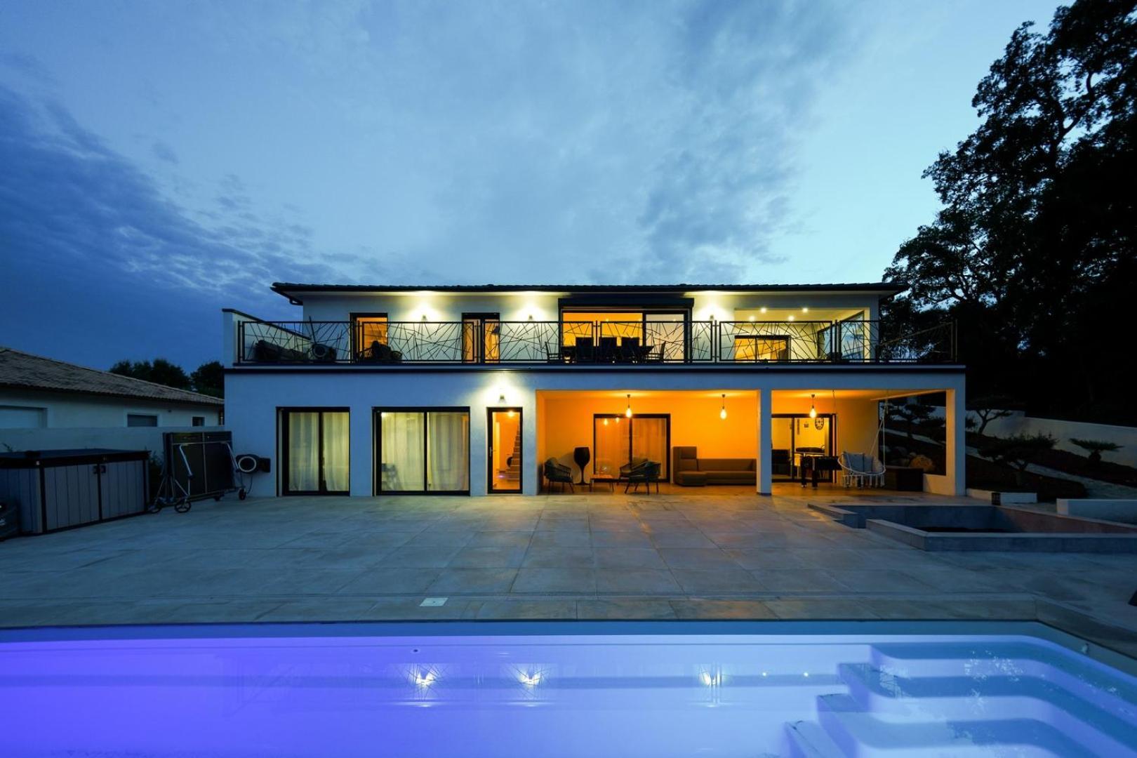 Tres Belle Villa A Ghisonaccia Avec Piscine Chauffee Buitenkant foto